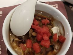 -洪氏嗨捞·广东猪肚鸡·椰子鸡火锅(西咸万象城店)