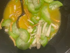 菌菇白丝瓜-醉舍·新淮扬菜(长宁龙之梦店)