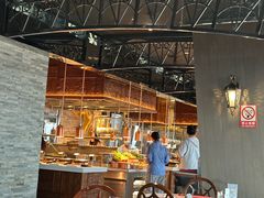 -锦厨国际自助餐厅 · 云端景观 (昆明索菲特大酒店)