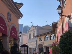 -佛罗伦萨小镇广佛名品奥特莱斯(疏港路店)