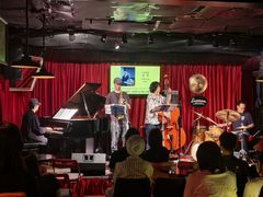-东岸Cafe 爵士俱乐部