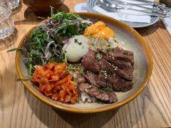 烤牛肉配泡菜温泉蛋饭-gaga(深圳南山益田假日广场店)
