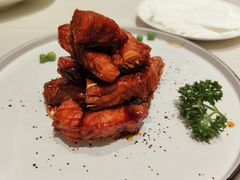 本帮熏鱼-蝶园·装修中(BFC外滩金融中心店)