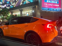 -TESLA 特斯拉(广州天环广场体验店)