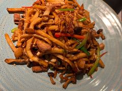 -鹿港小镇(霄云店)