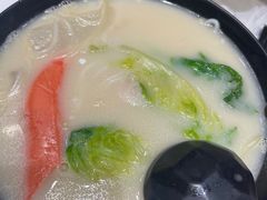 -肥汁米蘭香港米线(长宁来福士店)