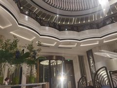 -浅深(世茂滨江精品店)