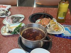 -四囍码头海鲜烧烤自助火锅(外滩南京东路悦荟广场店)