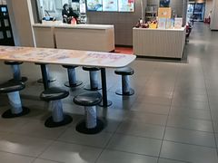 -麦当劳(江湾镇店)