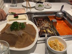 -海底捞火锅(长宁路龙之梦店)