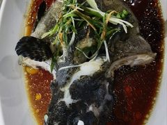 -四川小胡子海鲜(丁村万人海鲜广场店)