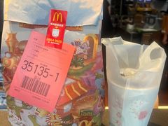 -麦当劳(乳山路店)