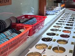 -乡土黄·鲜牛肉火锅·小龙虾(兴业街店)