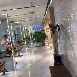 -罗亚帝造型·烫发染发