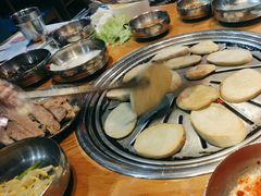 -老炉家木炭烤肉(长江国际店)