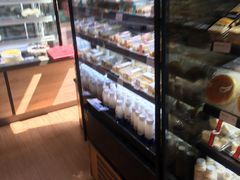 面包甜点陈列柜-85度C(广州石牌桥店)