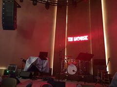 -TZ House音乐现场(来福士中心店)