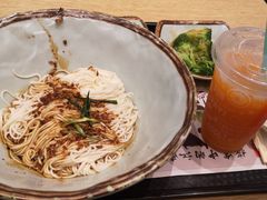 -东方既白(虹桥机场店)