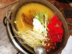 -四小区火锅·巷子里的重庆火锅(花照壁店)