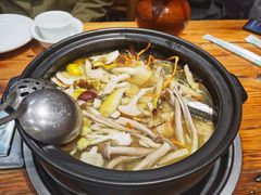 -菌之家·专业纯野生菌火锅·特色炒菌