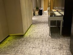 -上海龙之梦万丽酒店