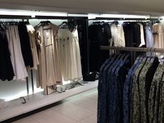 -ZARA(凯德乐峰广场店)