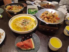 香锅牛蛙-小菜园新徽菜(扬州华润万象汇店)