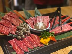 -炼火烤肉店