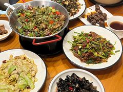 -莲餐厅·湖北菜·潜江小龙虾店(愚园路店)