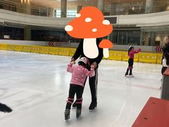 -陈露国际冰上中心(天津嘉里汇店)