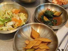 餐前提味小菜-味家烤肉烤鳗鱼牛排(西塔旗舰店)