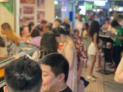 -Dang restaurant (patong phuket)
