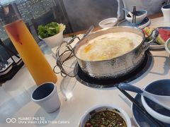 -潮汕酱记鲜牛肉火锅(欧尚店)