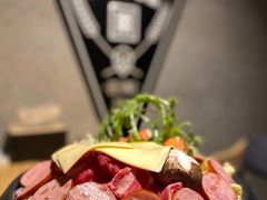 部队锅-晃晃悠悠酒肉合作社