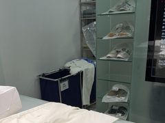 -福奈特洗衣·洗鞋·奢侈品护理(长阳路店)