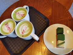 -星巴克(上海汇锦里店)