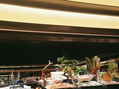 -钱小奴海鲜自助黑金店(杭州滨江龙湖店)
