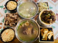 -阿灶卤煮老店·姜母鸭(五店市总店)