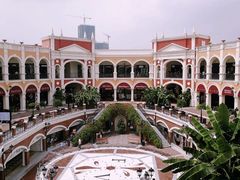 -佛罗伦萨小镇广佛名品奥特莱斯(疏港路店)