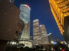 -陆家嘴空中步行连廊