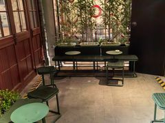 -星巴克臻选(上海今潮8弄店)