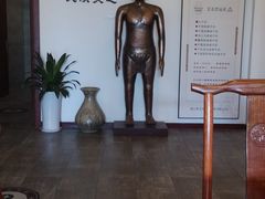-灸春堂·艾灸·痛症·整脊连锁(之江银泰店)
