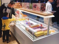 面包甜点陈列柜-好利来(奥林匹克购物广场店)