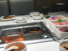 -海底捞火锅(威高广场店)