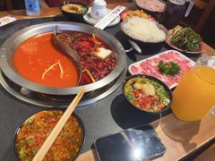 -沸炉重庆老火锅(军事博物馆店)