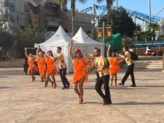 -七彩云南欢乐世界