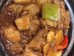 广式萝卜牛腩煲-粤港餐厅(禹州商业广场店)