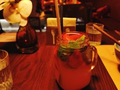 草莓浆果薄荷气泡水-来龙里 精致 东南亚餐室(万象城店)