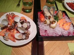 -华邑酒店·鲜艳全日自助餐厅