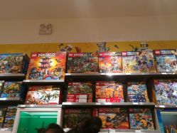 -乐高授权专卖店(朝阳大悦城店)